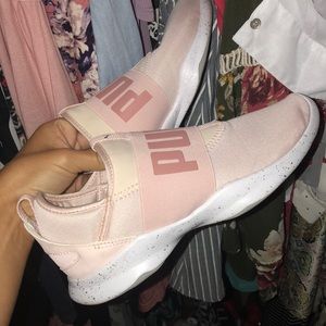 puma memory foam slides